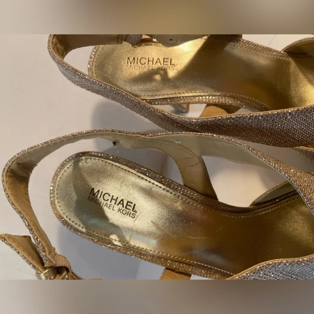 Michael Kors~Elegant Gold~Peep Toe~Criss Cross Strap~Slingback Heel~Size 10M